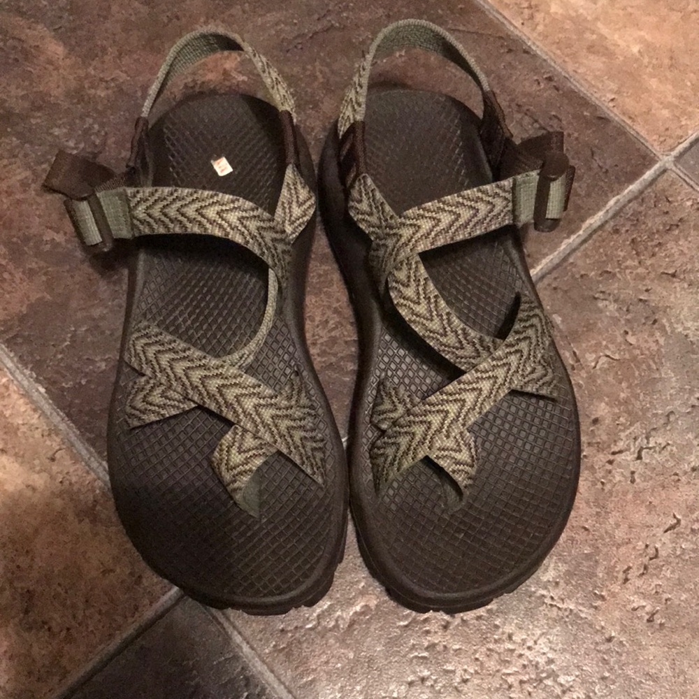Woman’s Chaco’s Sz 6